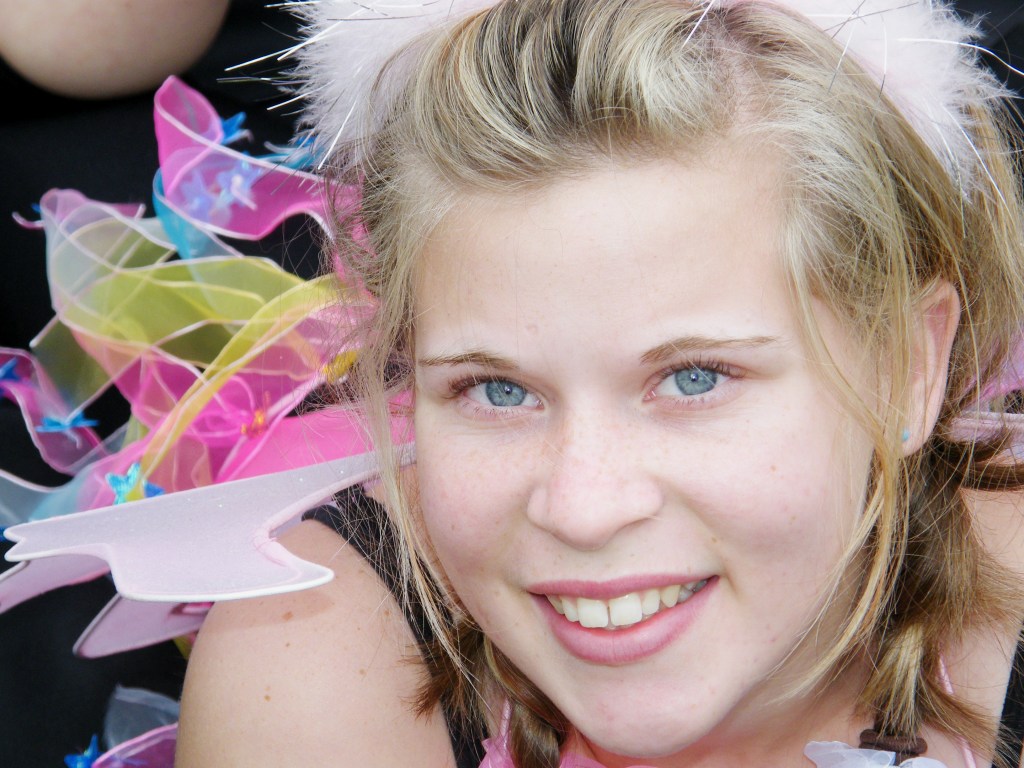 JodiDolbel_October_BlueEyes_Open (1)