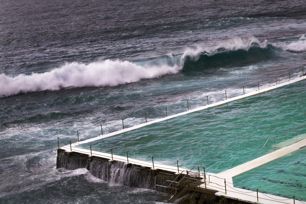 Kellee-Feb16-bondi_pool