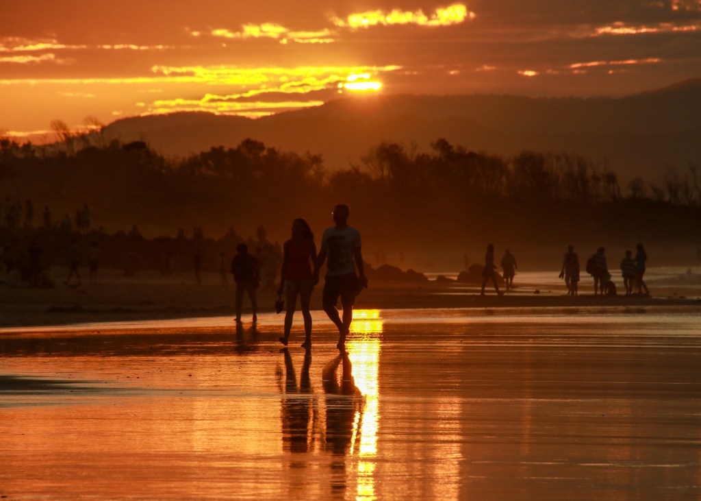 StuartDolbel_May16Open_ByronBaySunset