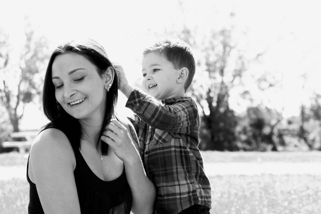 jodidolbel_septemberblackwhite_chloebayden