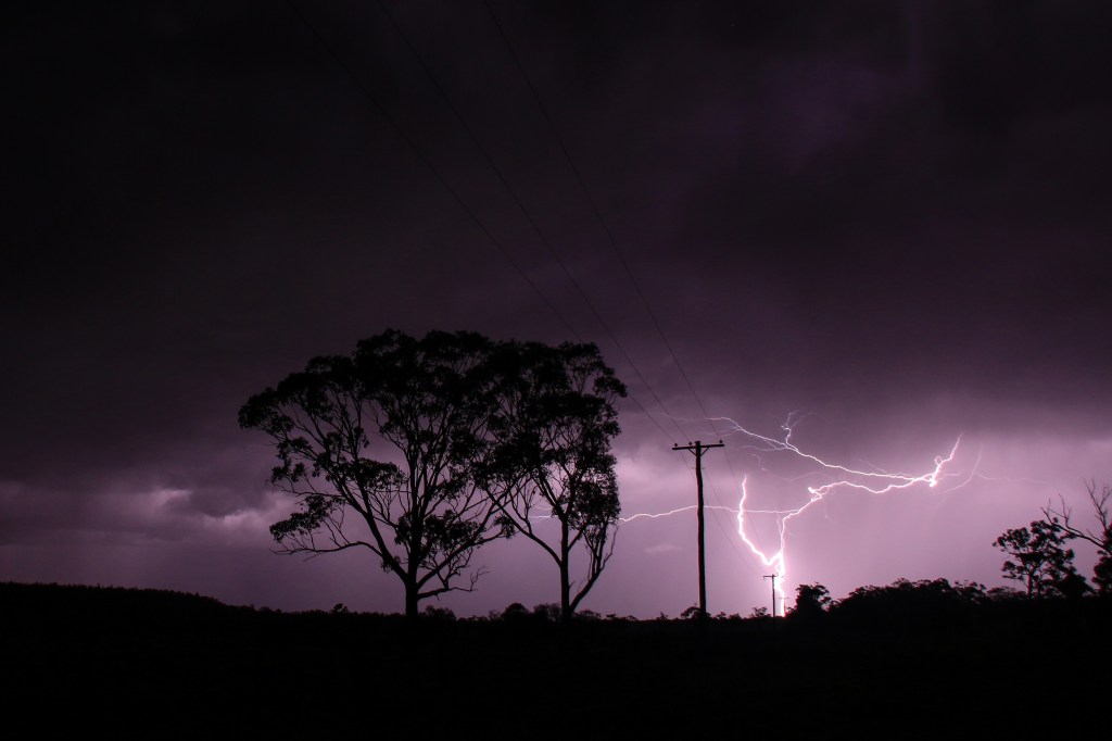 studolbel_aug16open_lightning