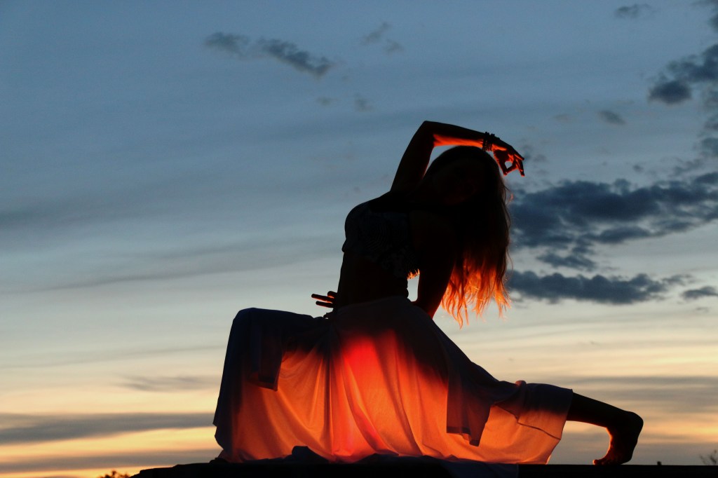 jdolbel_jan_silouette